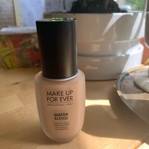 Water Blend Foundation - Make Up For Ever R250 NEW